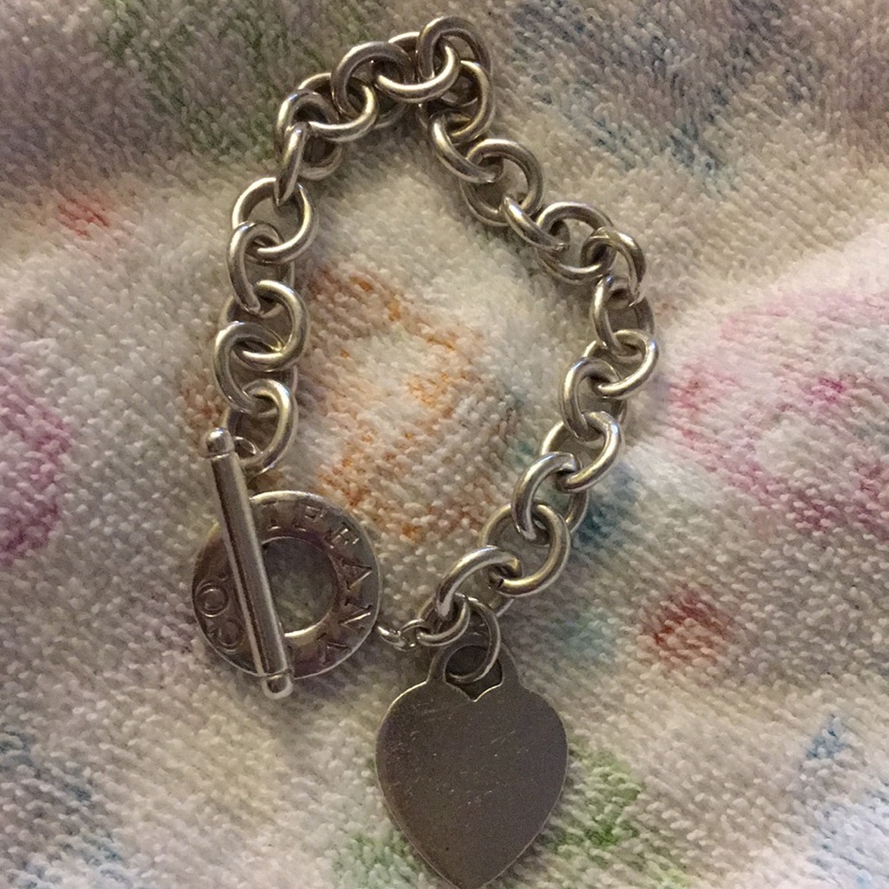 Silver Tiffany heart toggle bracelet